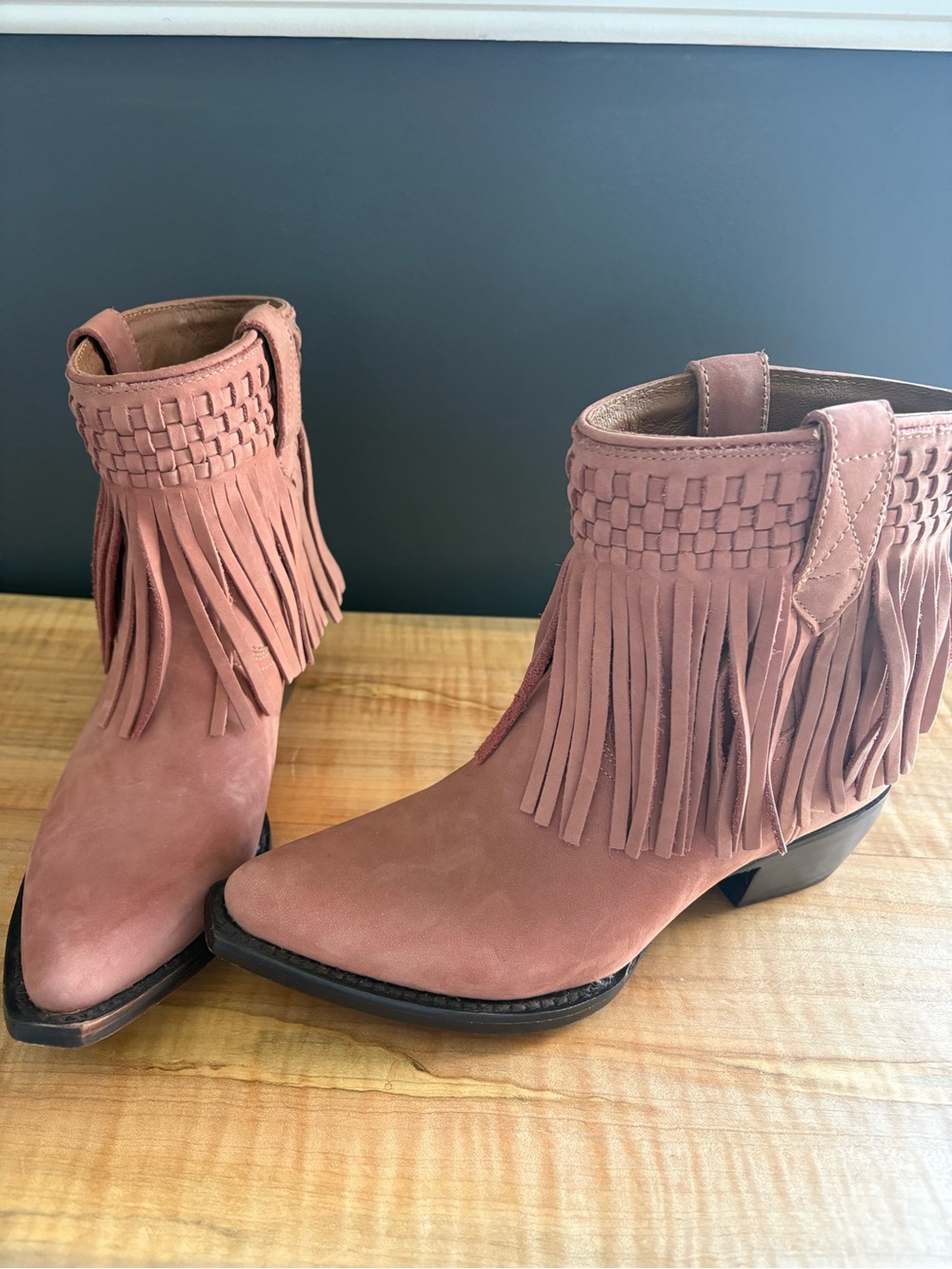 Frye Fringe Ankle Boots - Dusty Rose Mauve Women’s Western Boots 7.5